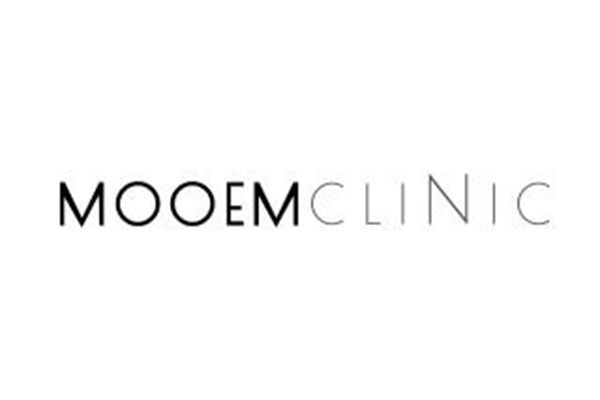 Mejor clínica estética Madrid - Logo MooemClinic