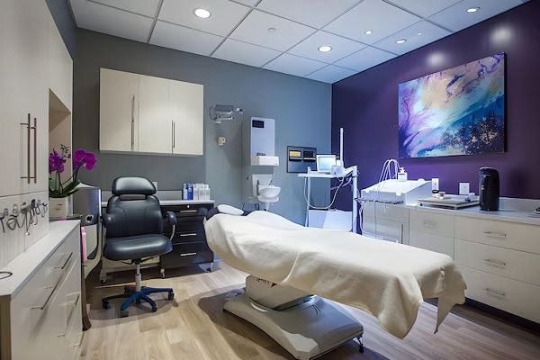 Mejor clínica ácido hialurónico Madrid - Consultorio de una clínica estética donde colocan ácido hialurónico Madrid